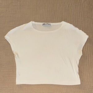 Zara Women's Off-White Crop Top